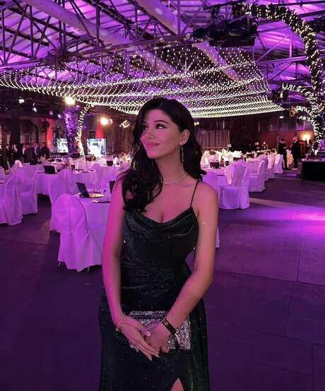 rosemondy schöne nackten bild