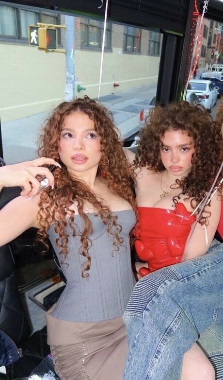 Demitra Kalogeras top heiße archiv