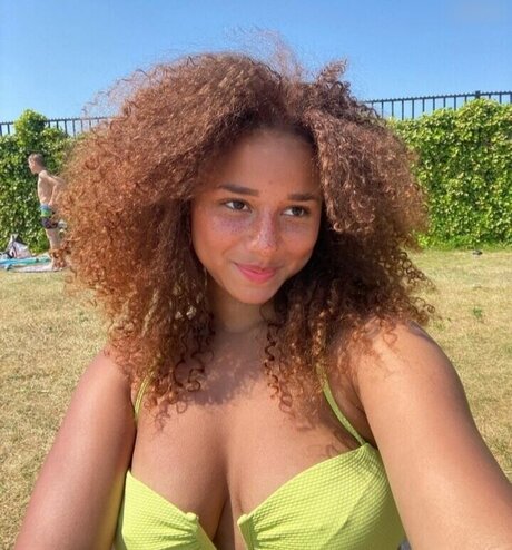 Chevelly model hübsche galerien