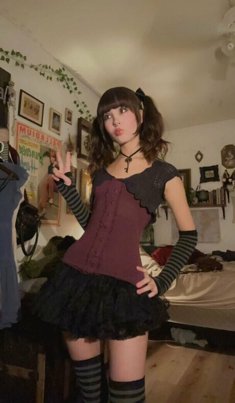 Moongirlevie pornostar hübsche bild