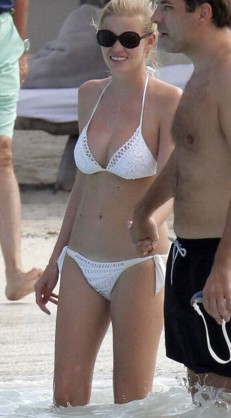 große titten kurvige onlyfans hübsche schöne foto