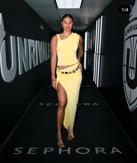 Satou Sabally model pornographische galerie