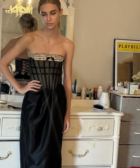 Claire Jameson perfekte top galerie