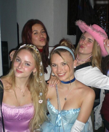 Lisa K ppers nacktheit hd fotos