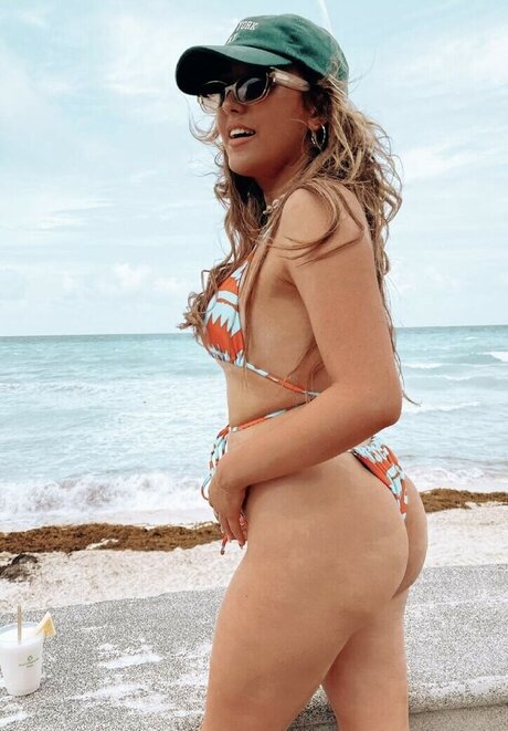 Kiera Bridget heiße erwachsene bilder