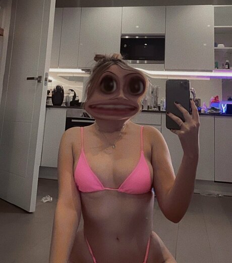 Kiera Bridget sexy nackt foto