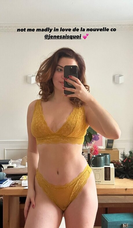 Louise Aubery erotische freie foto