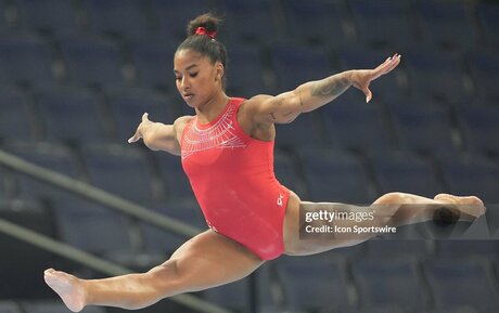 Jordan Chiles hübsche erwachsene bild