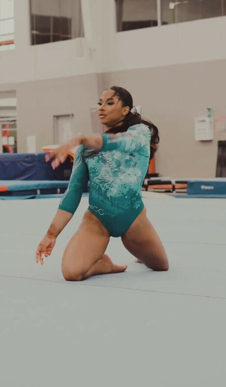 Jordan Chiles sexy perfekte bild