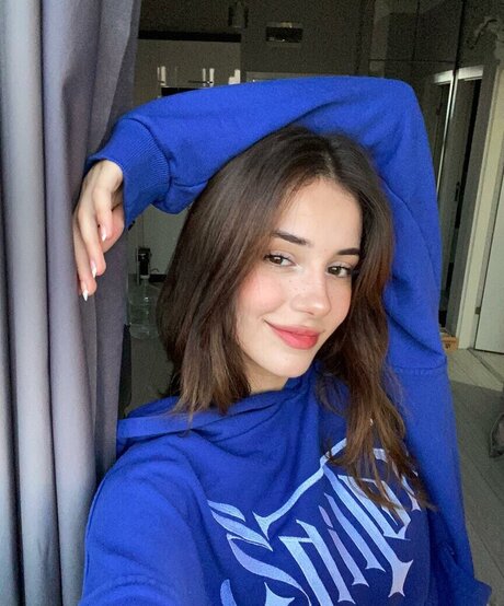 ebrarkrbkn nackt schöne galerien