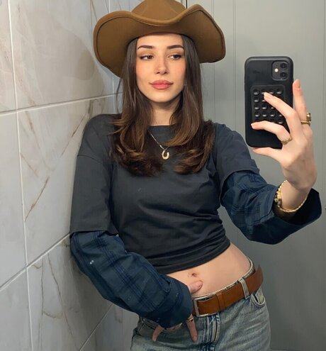 ebrarkrbkn xxx pornostar galerie