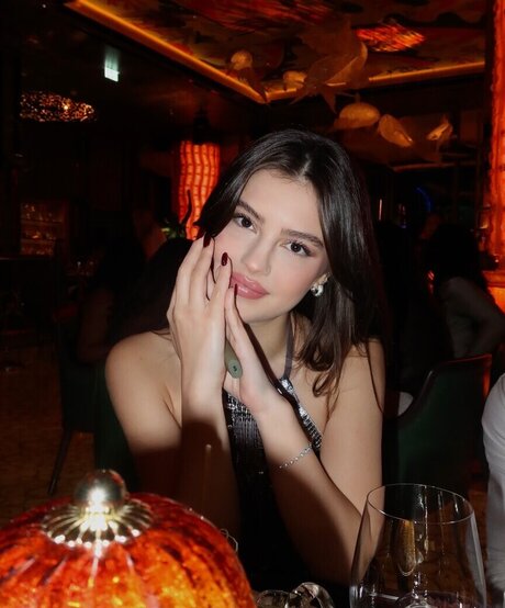 Sinem Melek Co kun top schöne archiv