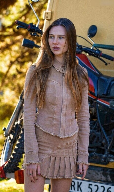 Affe auf Bike exklusive hd bilder