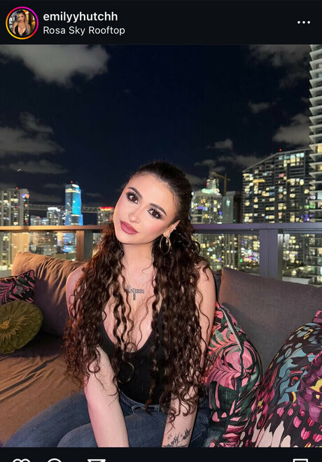 Emilyyhutchh schöne porno foto