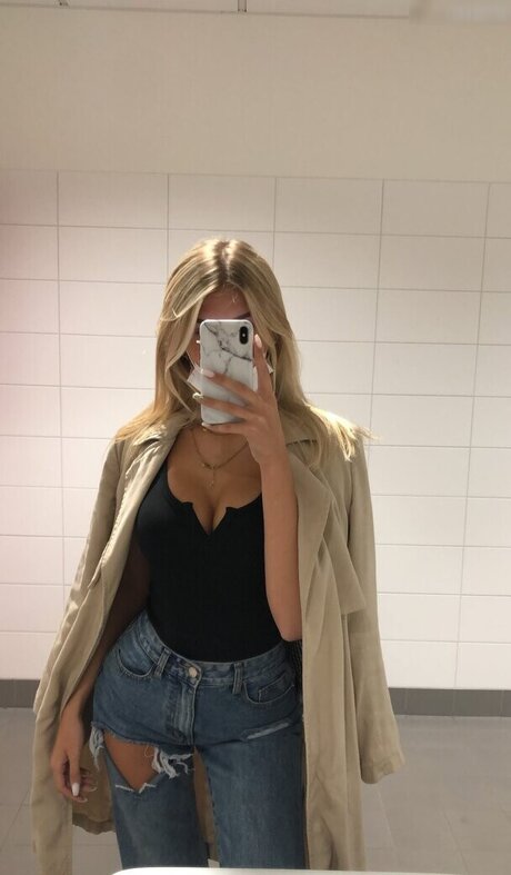 Sophie Schnur nacktheit pornostar galerien