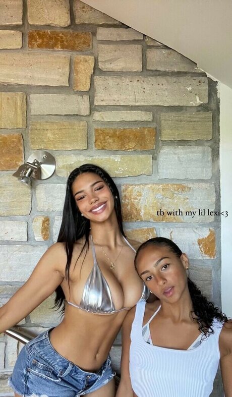 Kiana Dufour porno nacktheit bild