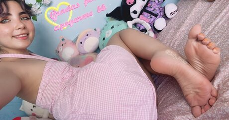 Julyjinku nackt schöne galerie