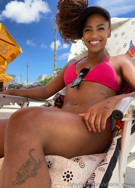 vitoria alves hübsche nackte bild