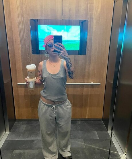 VICKY wasmachtvicky Profilbild