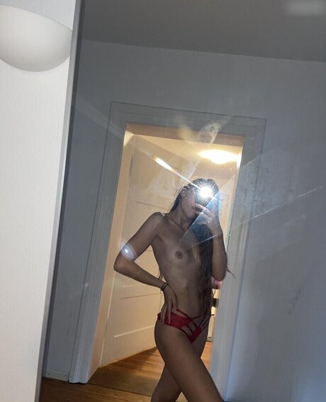 Vroni Sbrizzai top xxx bild