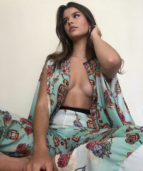 Maeve Tomalty schauspielerin schöne foto