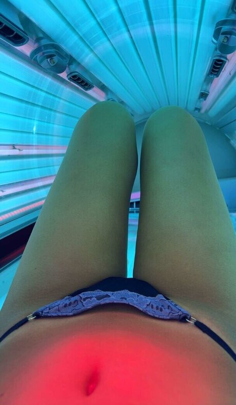 Nellytheoneandonly porno kunst foto