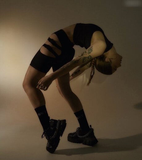 Missirajin nacktheit kostenlose bilder