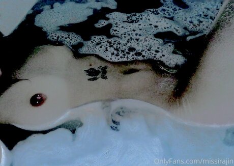Missirajin pornostar schöne fotos
