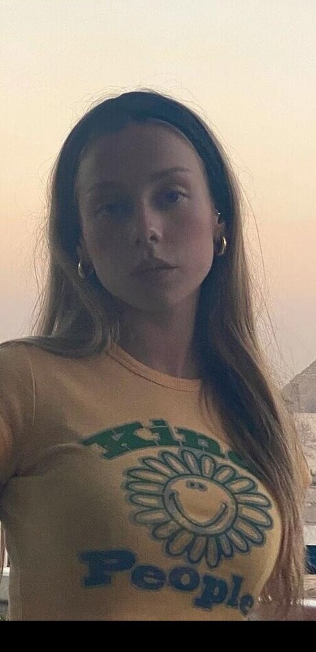 Ester Exp sito pornostar akt bilder