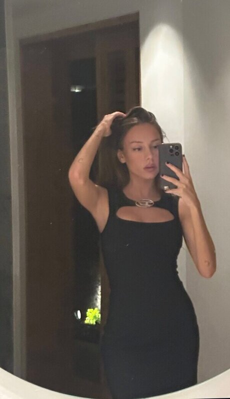 Ester Exp sito top hübsche bild