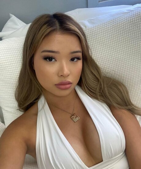 Ky9le schauspielerin schöne bild