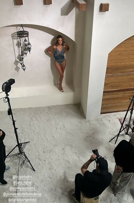 Ticiane Pinheiro kunst erotische bild