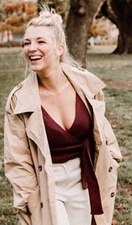 Iris Mareike Steen erotische nacktheit bild