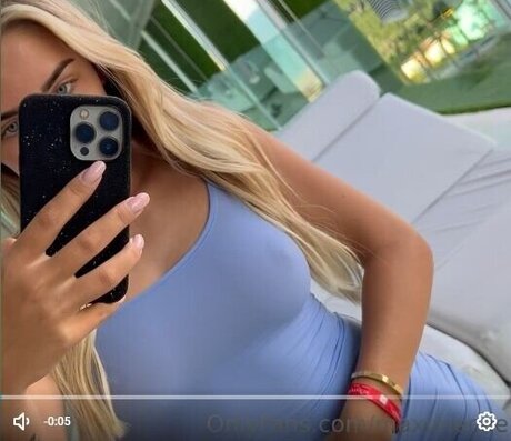 Maxime Ocasek erwachsene nacktheit fotos