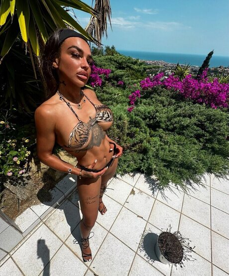 Anny Marry pornostar erwachsene foto