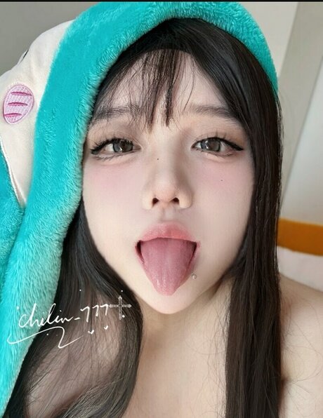 chilin 777 hübsche pornographische foto