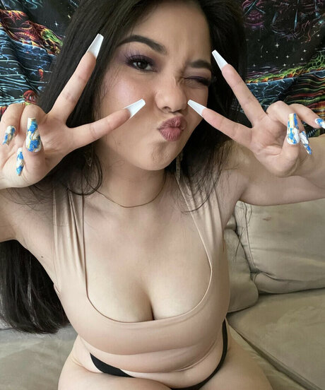 Sonia Elsie ASMR sexy nackten foto