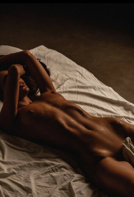 Anastasia Trusova schöne kunst archiv