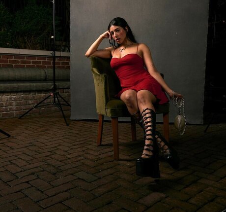 Pom Pom Squad model pornografische galerien