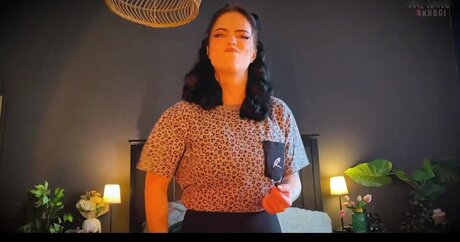 FreakinMagical exklusive sexy bild