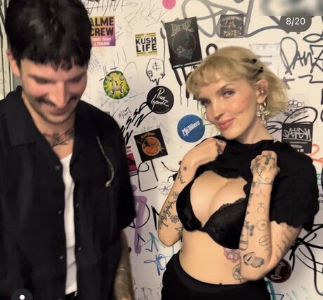 Mia Morgan perfekte exklusive galerie