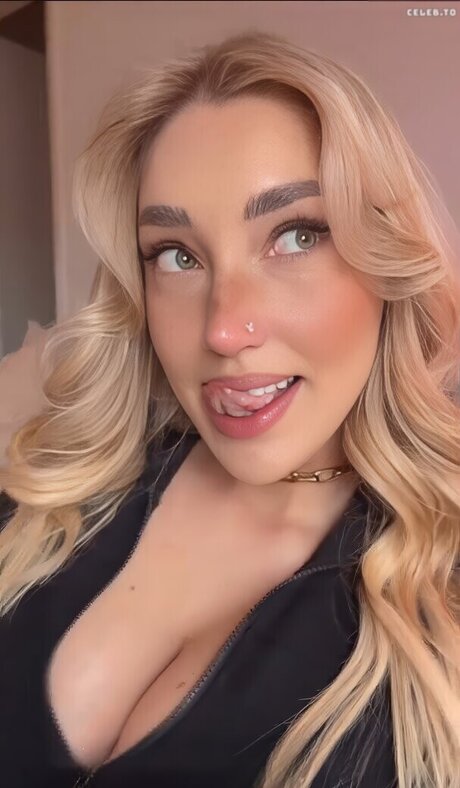 Starletnova xxx porno foto