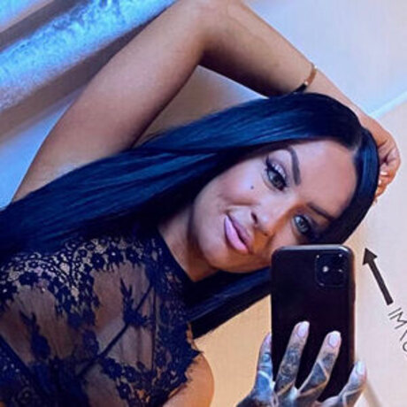 TiaMendez schauspielerin perfekte galerien