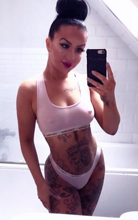 TiaMendez schauspielerin erotische foto