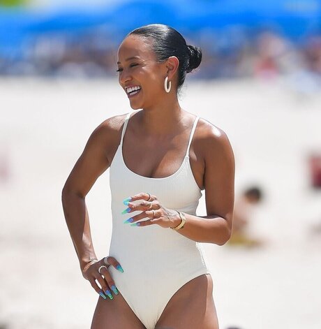 Karrueche Tran hübsche akt foto