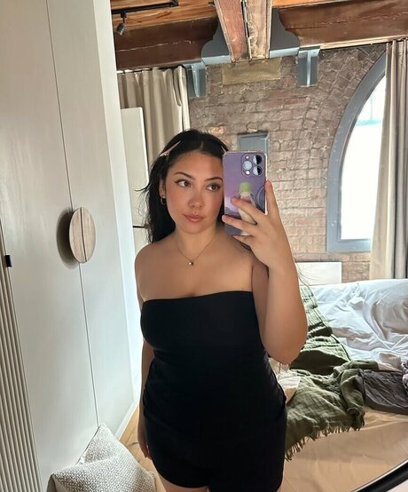 ASMR JADE erotische schöne bilder