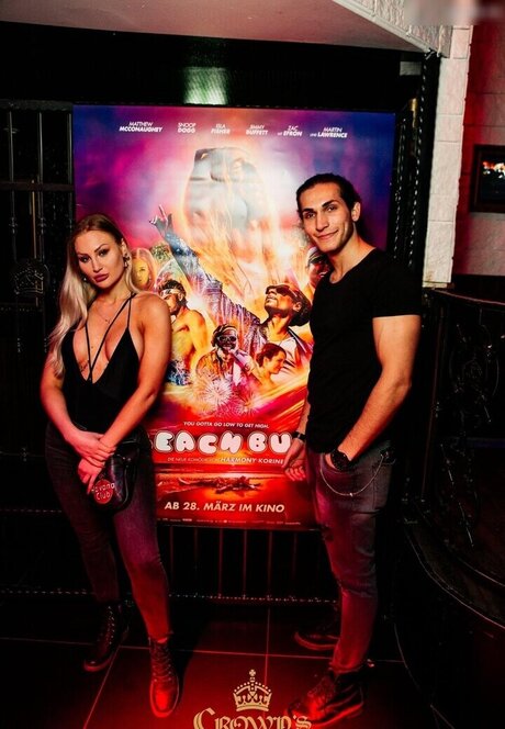 Giulie Hope Santana schauspielerin nackte galerie