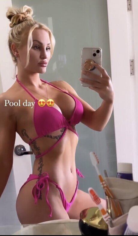 Giulie Hope Santana beste bild