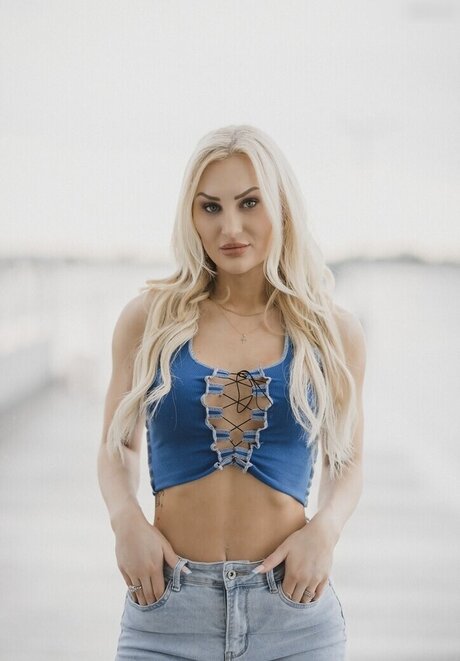 Giulie Hope Santana beste heiße archiv