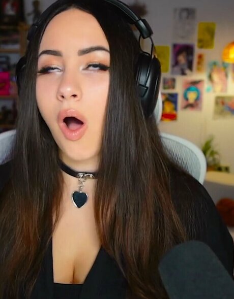 Bunnygirl nacktheit heiße bilder